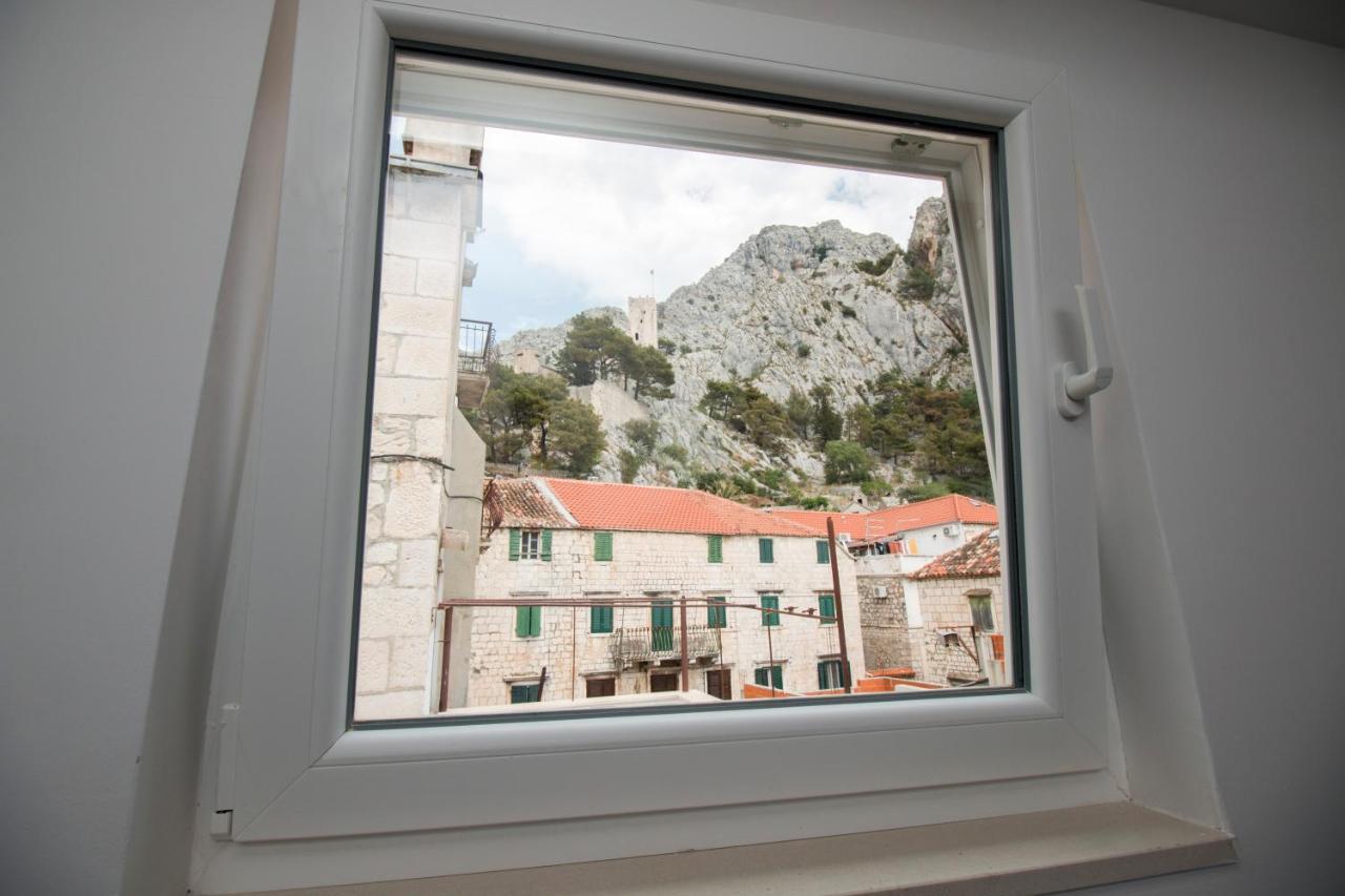 R.r. Appartement *